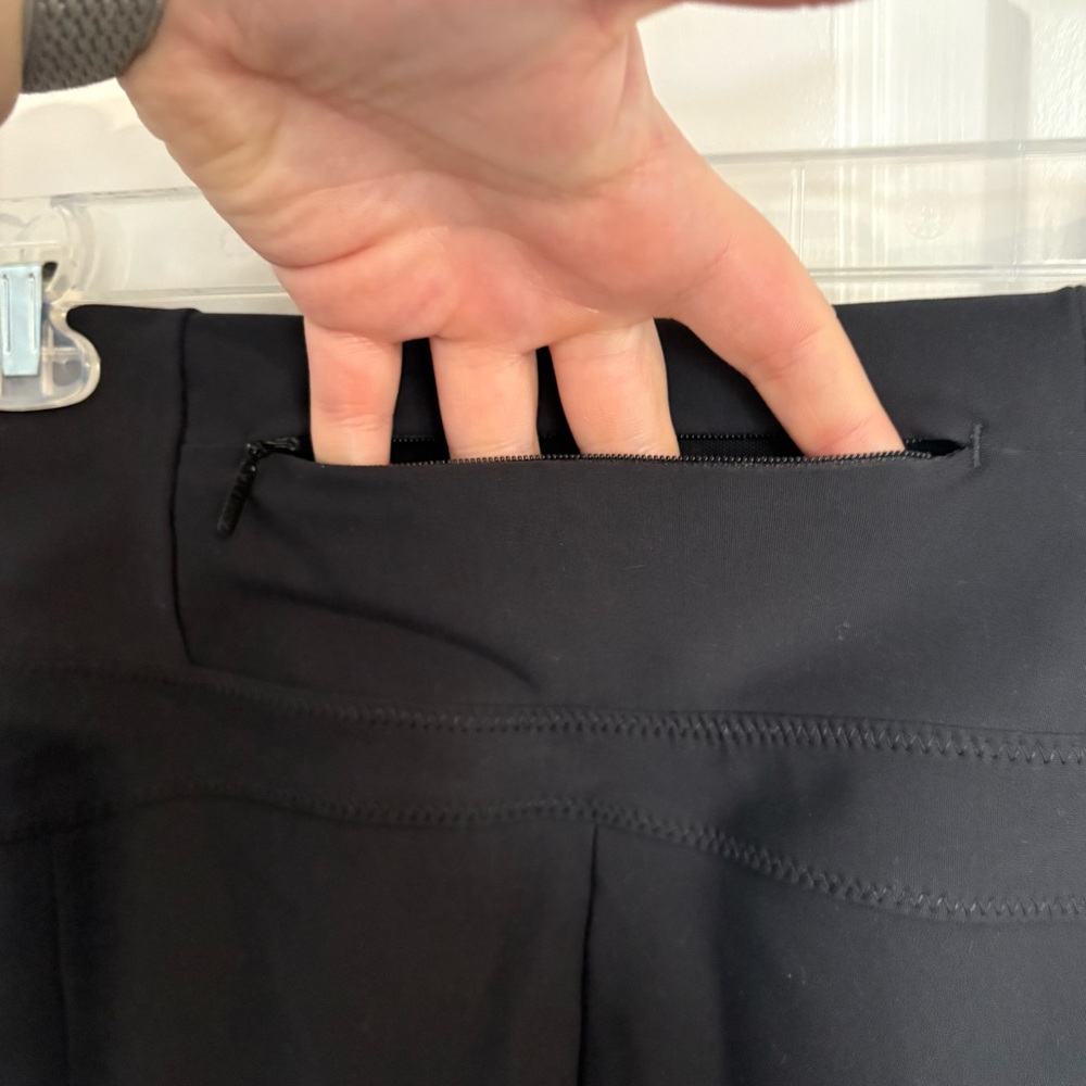 Athleta Black High Waisted Athletic Activewear Leggings Pants Zipper Pockets - Picture 11 of 12